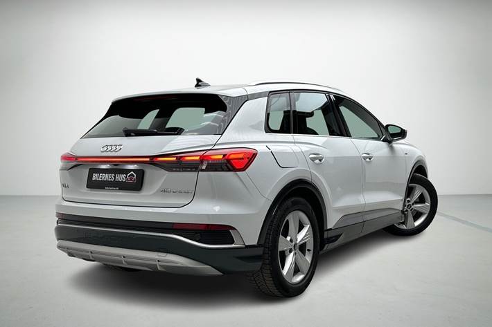 Hvid Audi Q4 fra 2021