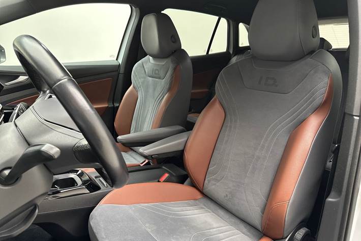 Hvid VW ID.4 fra 2020