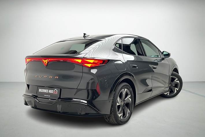 Grå Cupra Tavascan fra 2024