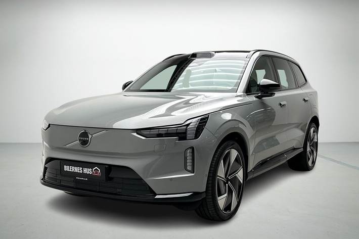 Grå Volvo EX90 fra 2025 set udefra