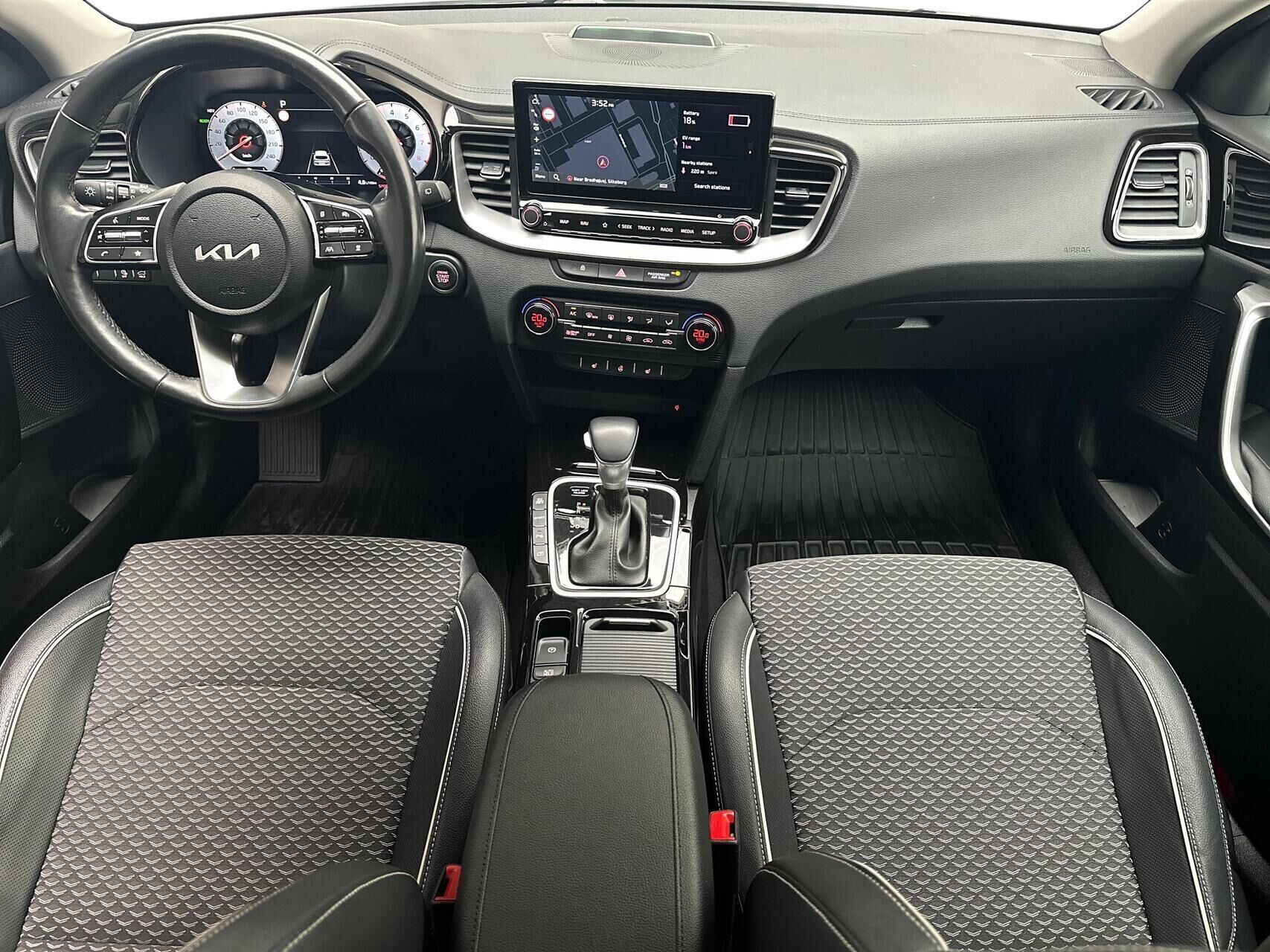 Kia Ceed 1,6 SW GDI PHEV  Plugin-hybrid Upgrade DCT 141HK Stc 6g Aut.