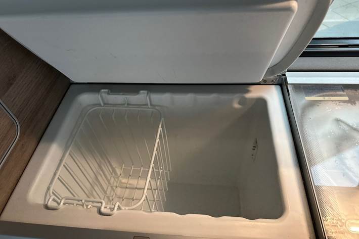 Grå VW California fra 2022