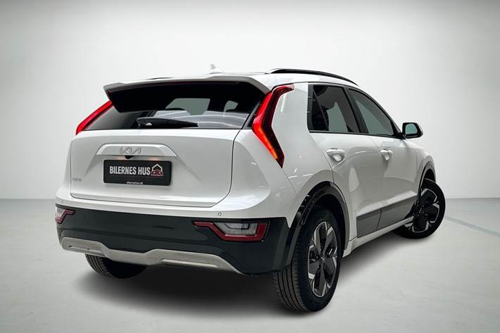 Hvid Kia Niro EV fra 2024