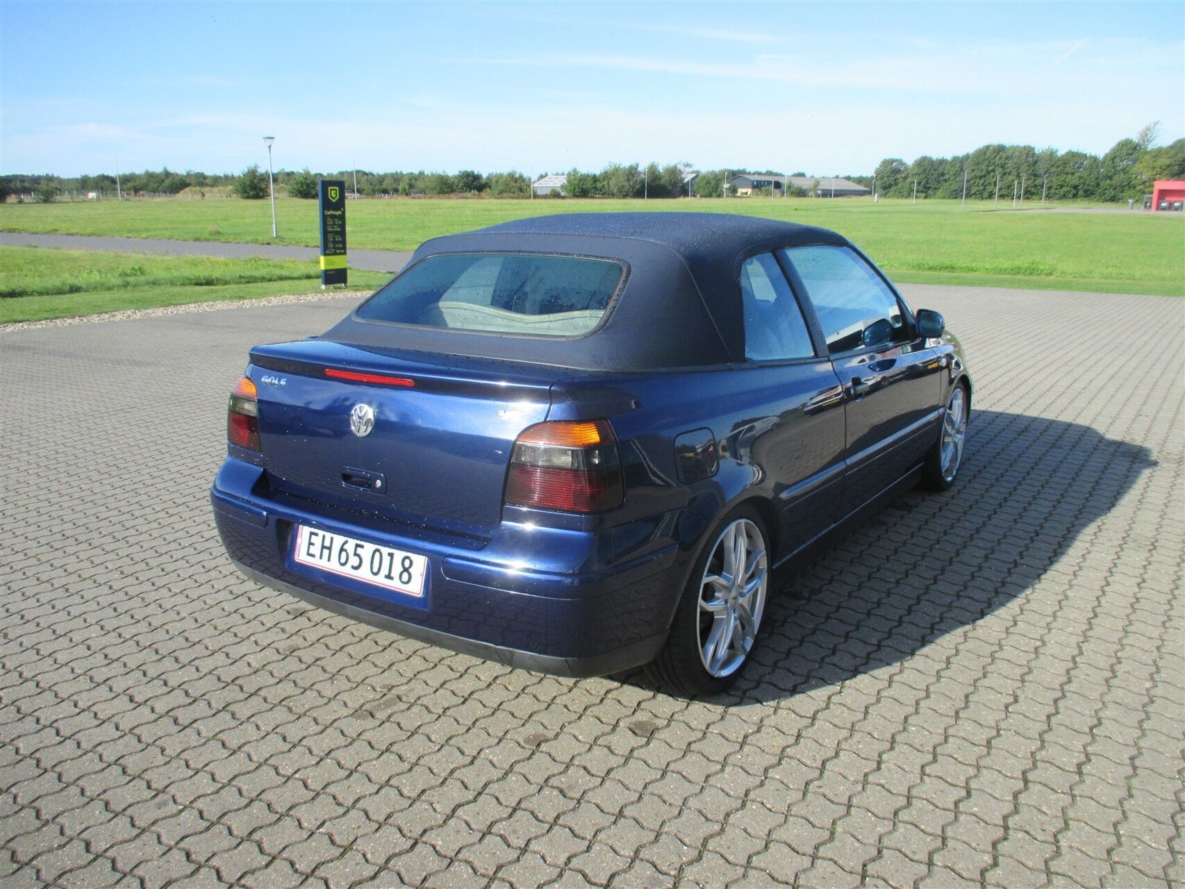 VW Golf 1,6 aut. 100HK Cabr.