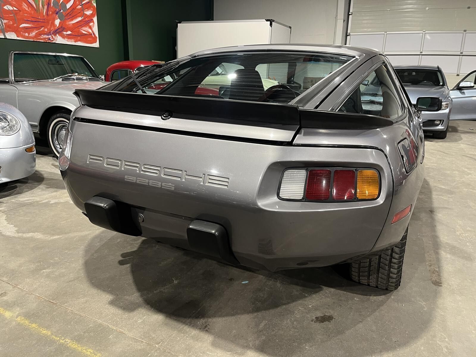 undefined Porsche 928 fra 1985