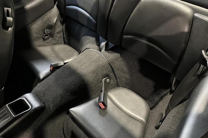 Blå Porsche 911 fra 1994