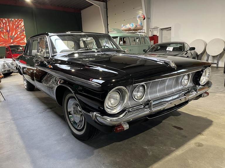 Chrysler Coronado 5,2 V8 250HK Aut.