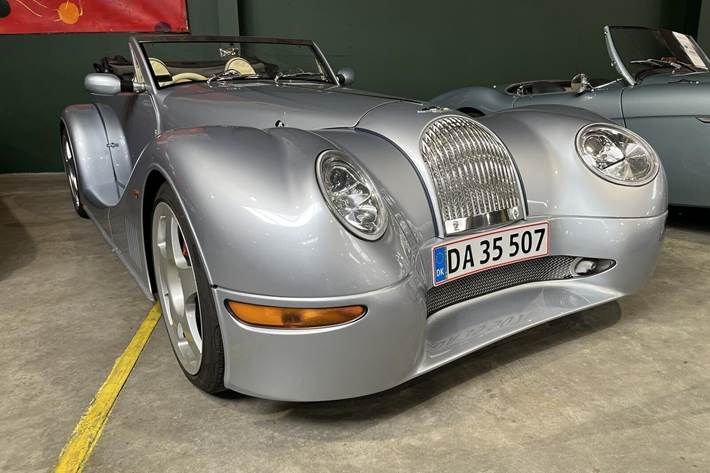 undefined Morgan Aero fra 2003 set udefra