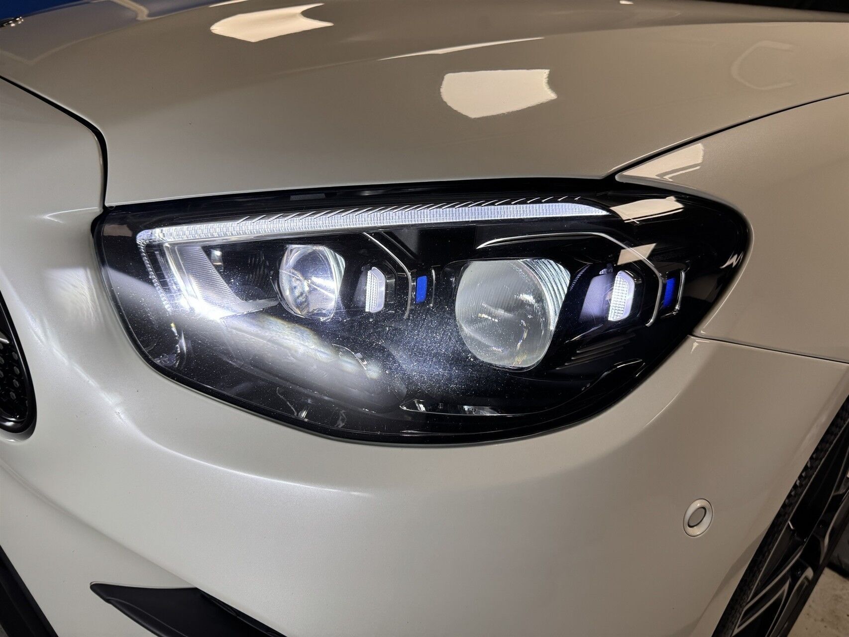 Mercedes E300 de 2,0 T Plugin-hybrid AMG Line 9G-Tronic 306HK Stc Aut.