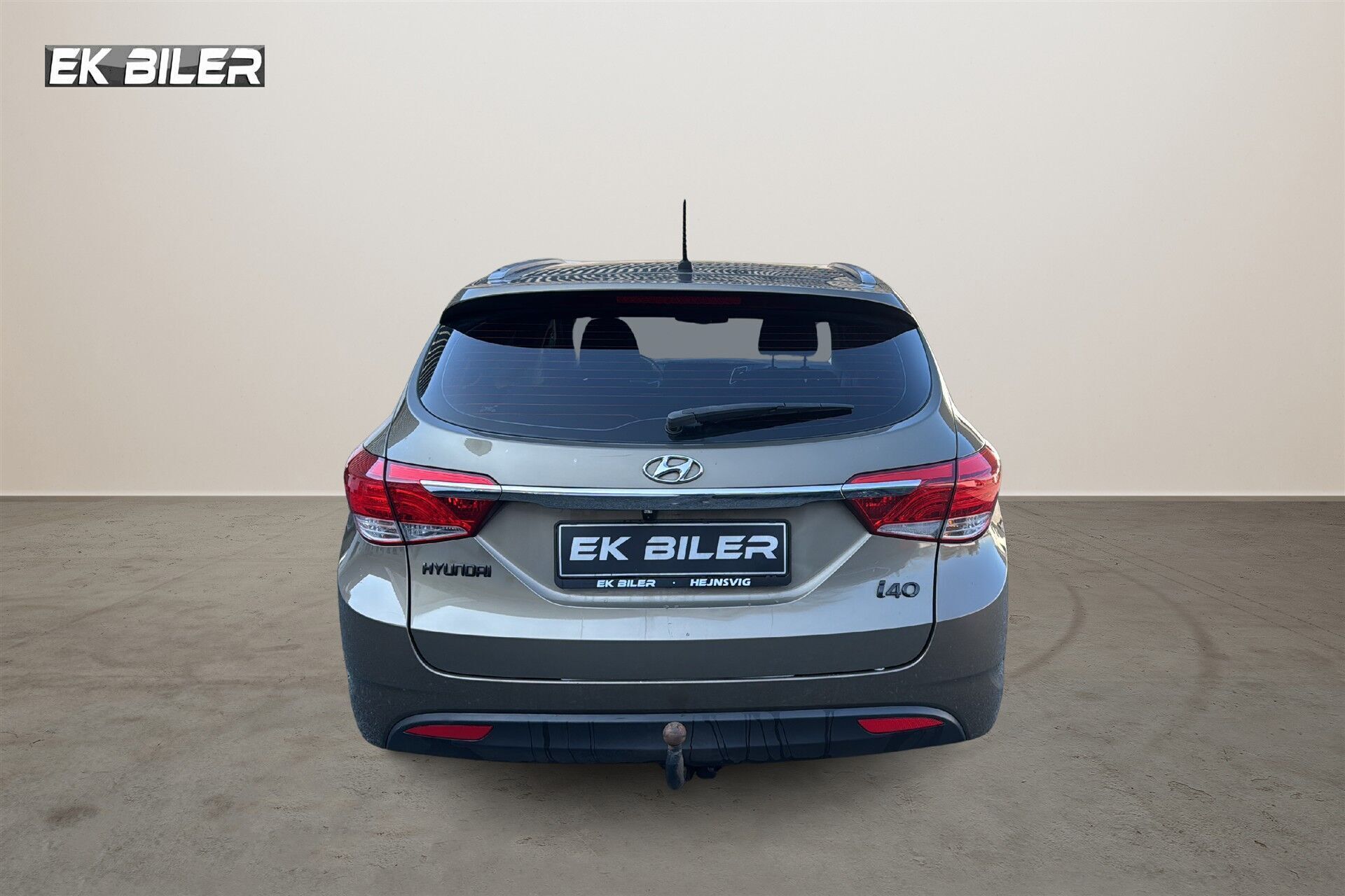Brun Hyundai i40 fra 2012