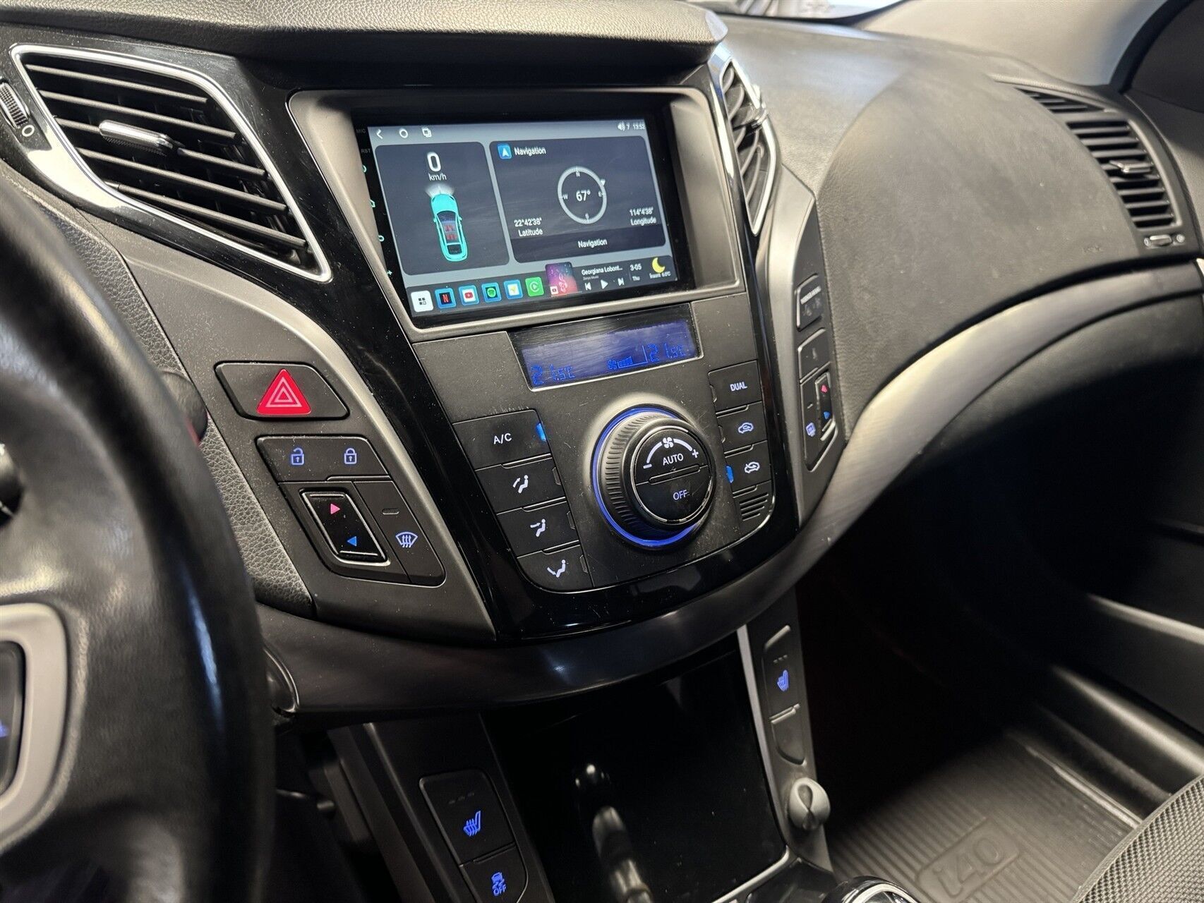 Brun Hyundai i40 fra 2012