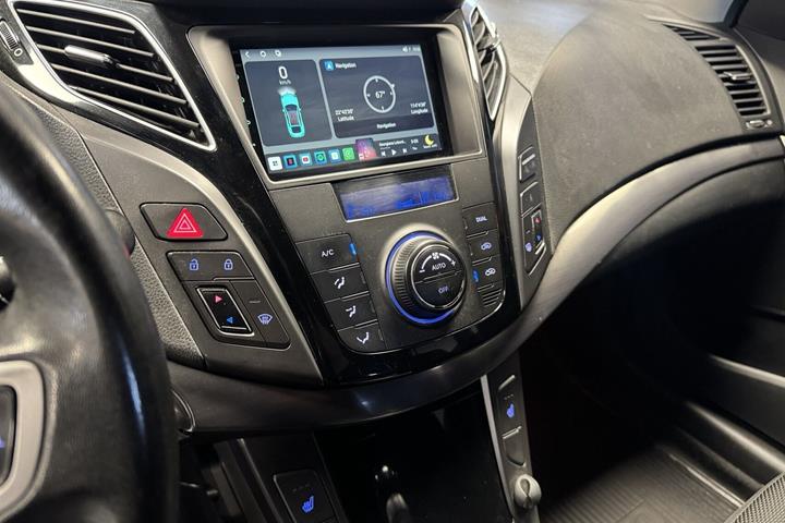 Brun Hyundai i40 fra 2012