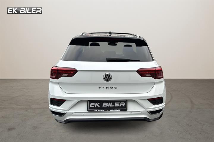 Hvid VW T-Roc fra 2019 set udefra
