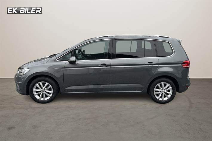 Sort VW Touran fra 2019