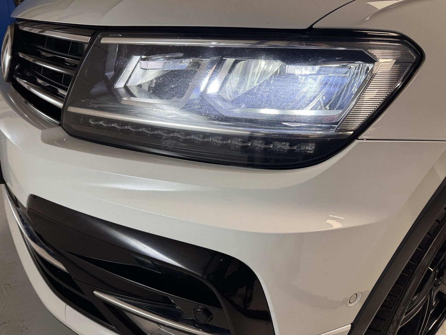 VW Tiguan 2,0 TDI BMT SCR R-Line DSG 150HK 5d Aut.