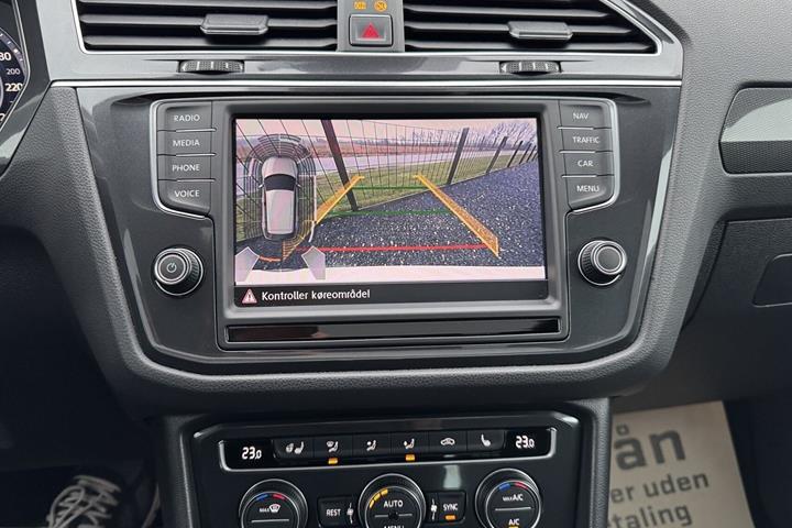 Hvid VW Tiguan fra 2017