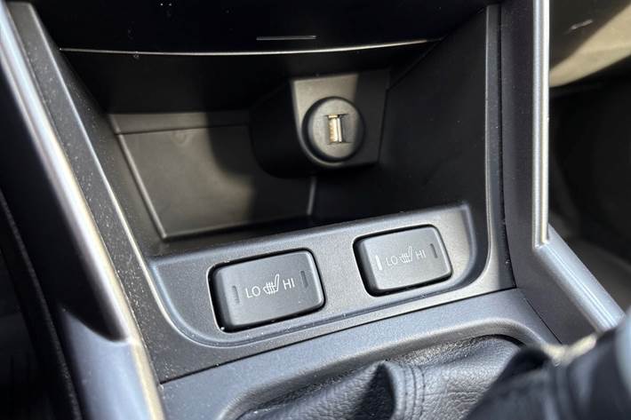 Sort Suzuki S-Cross fra 2024