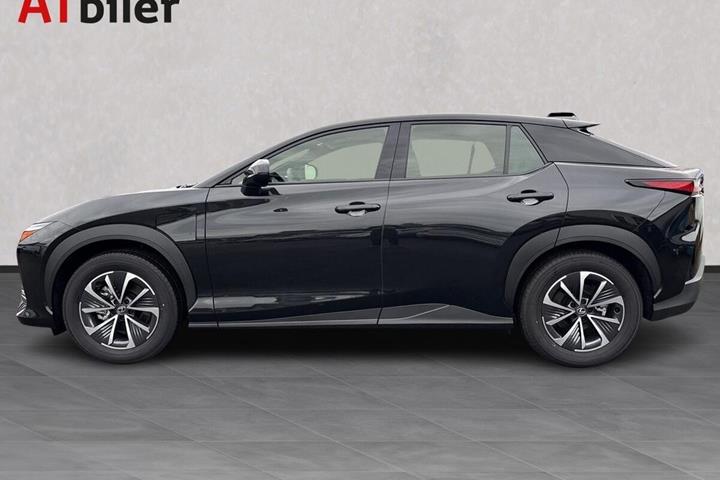 Sort Lexus RZ fra 2025