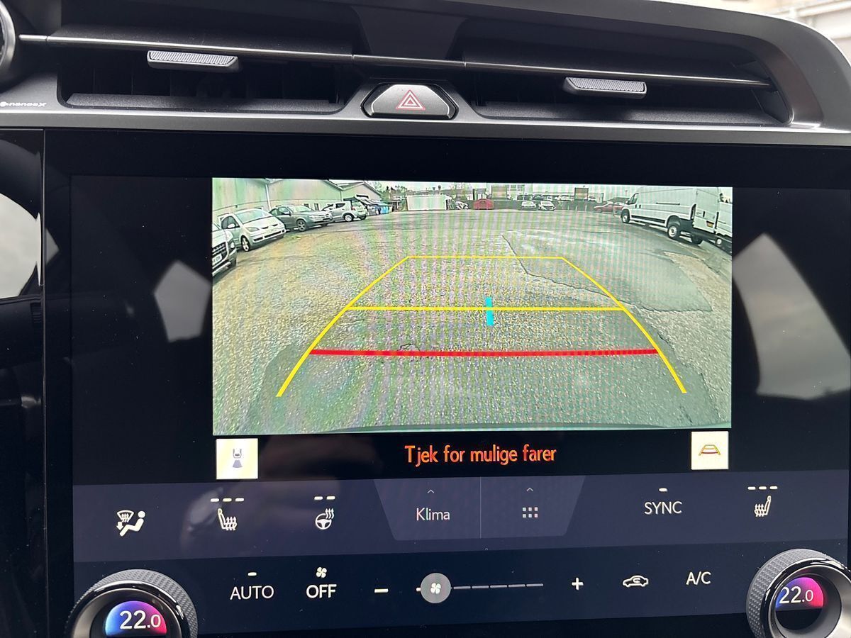 Sort Lexus RZ fra 2025