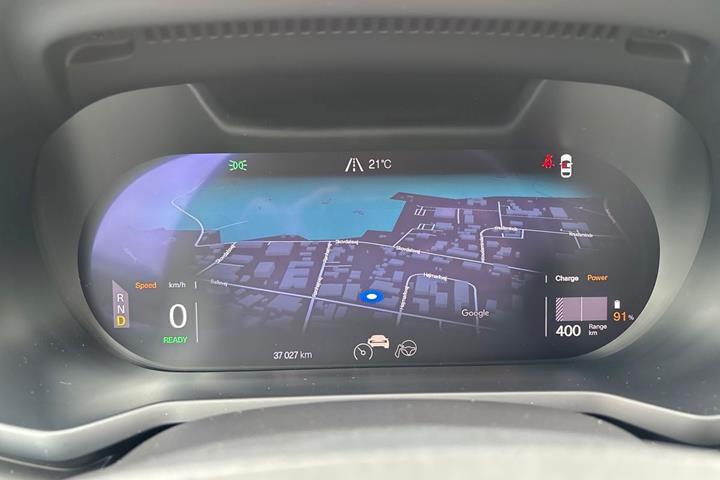 Hvid Polestar 2 fra 2024