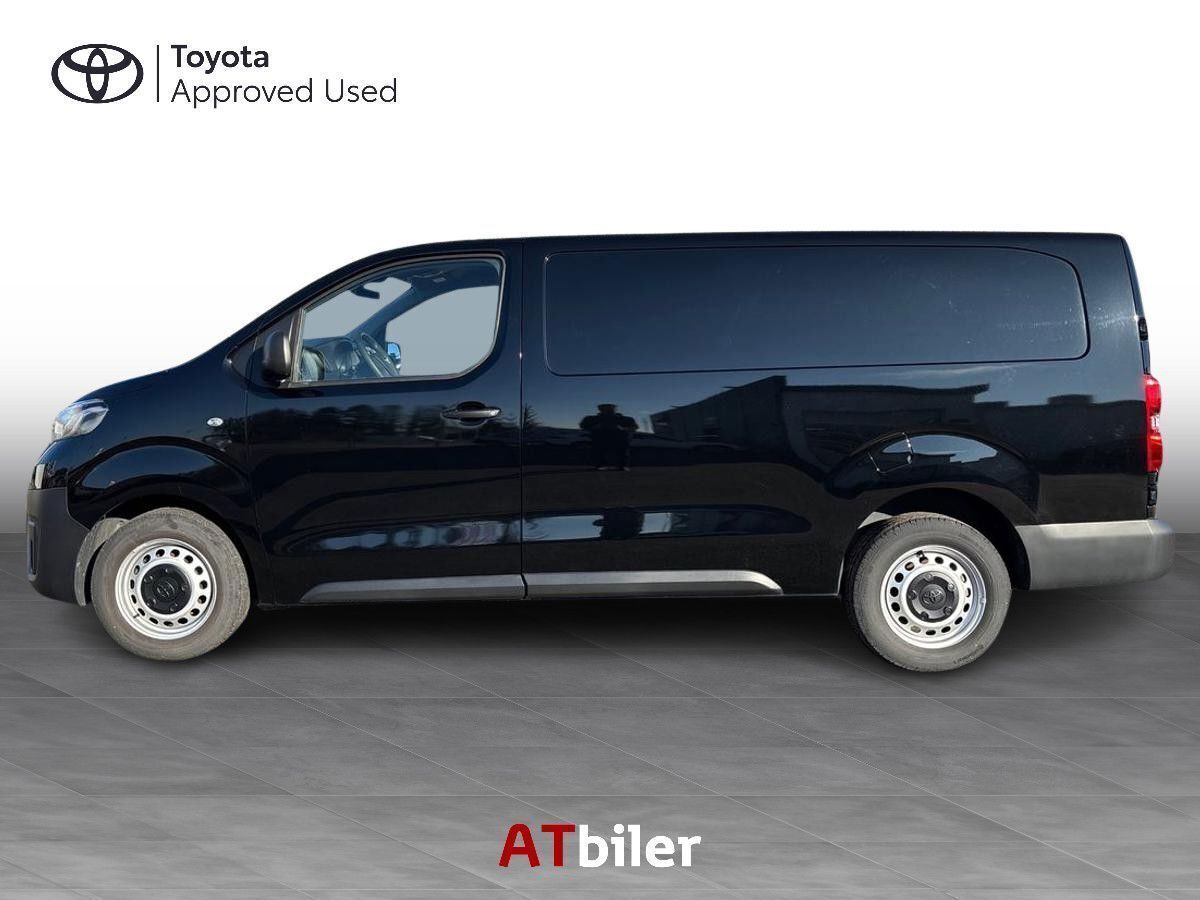 Sort Toyota ProAce fra 2023