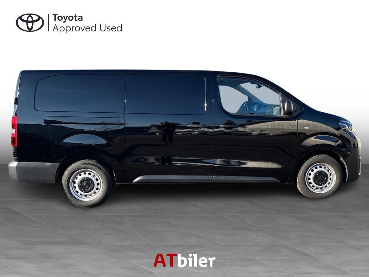 Sort Toyota ProAce fra 2023