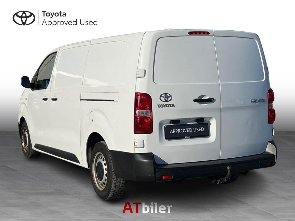 Toyota ProAce 2,0 Long D Comfort m/ dobbelt skydedør 122HK Van Man.