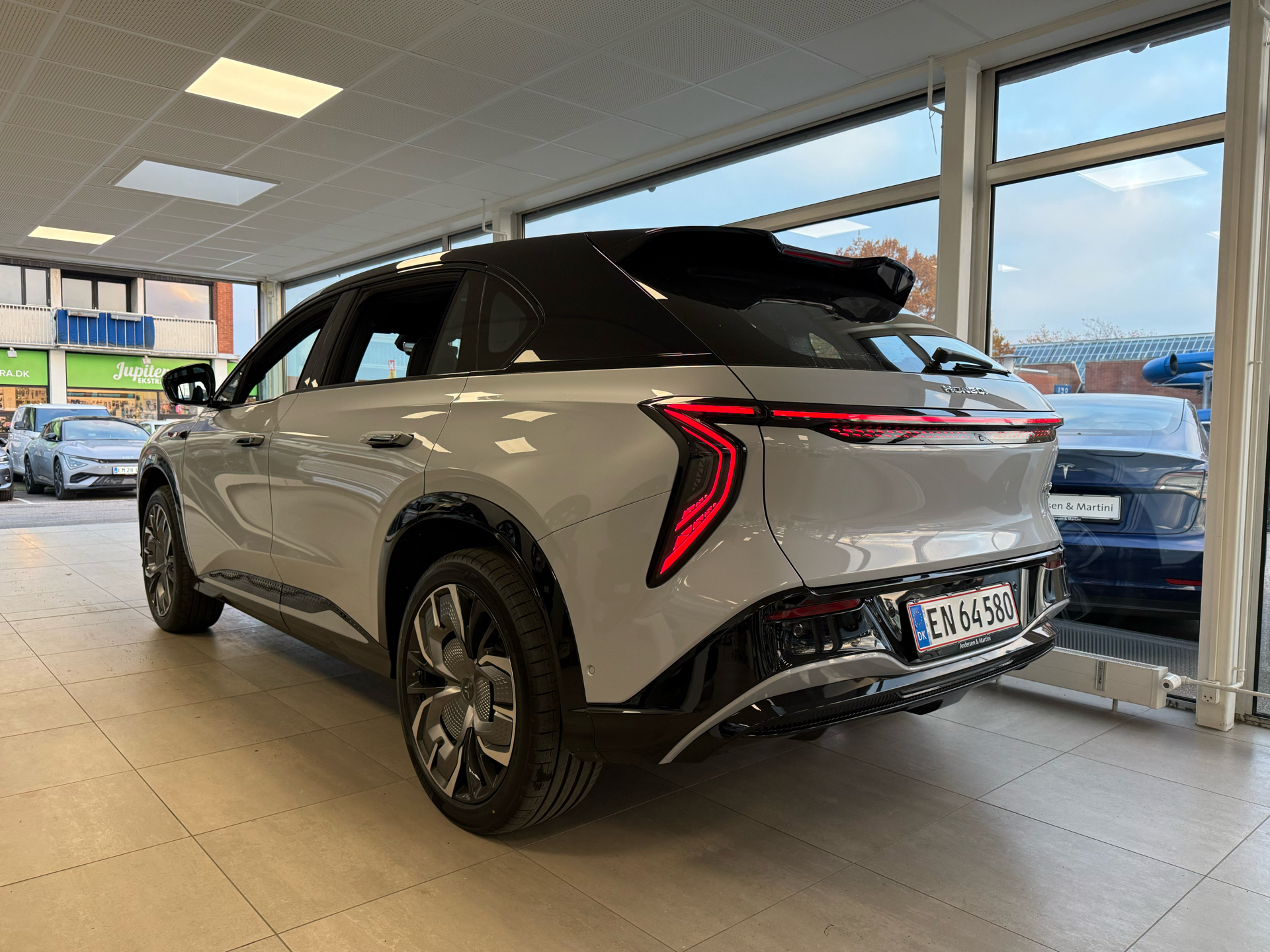 Hongqi EHS7 EL Exclusive 339HK 5d Aut.