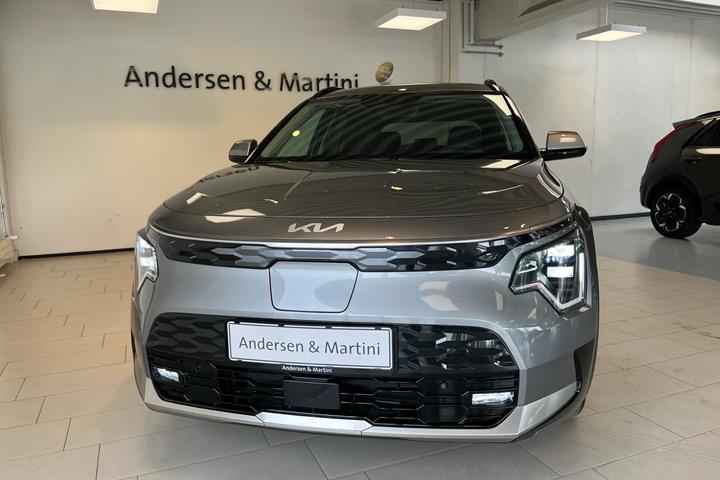 Grå Kia Niro EV fra 2025
