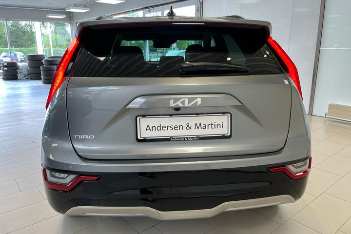 Grå Kia Niro EV fra 2025