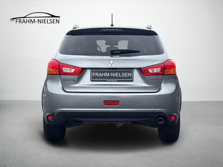 Mitsubishi ASX 1,6 Invite 117HK 5d