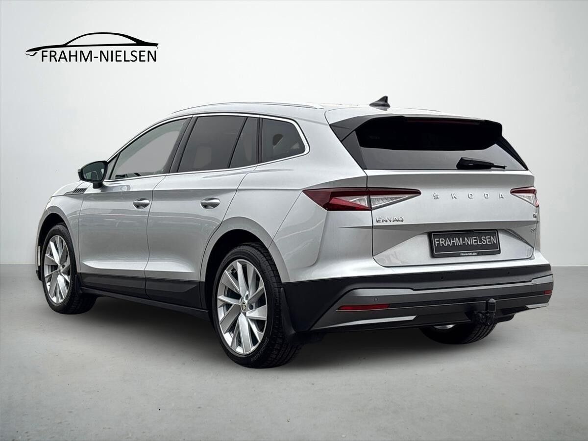Skoda Enyaq 80 iV Design Selection Suite 204HK 5d Aut.