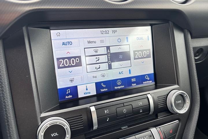Rød Ford Mustang fra 2020