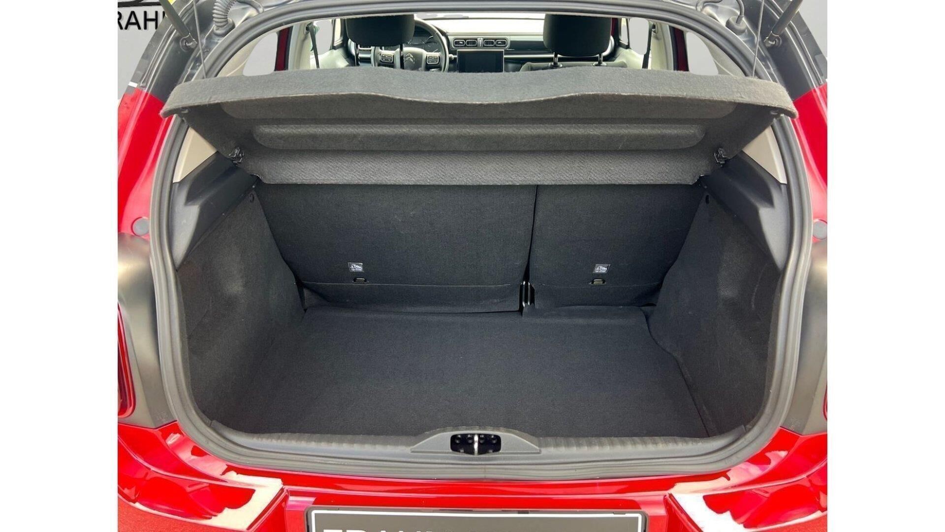 Rød Citroën C3 fra 2019