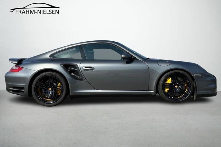 Grå Porsche 911 fra 2007