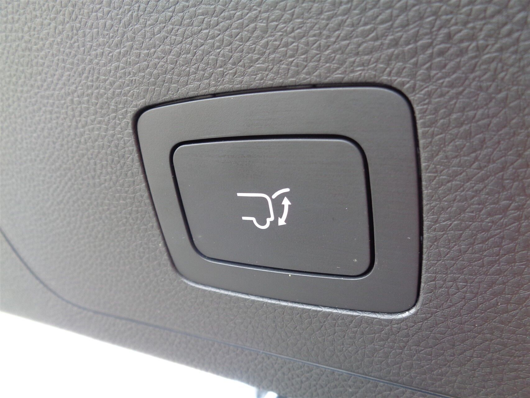 Maxus Euniq 6 EL 177HK 5d Aut.