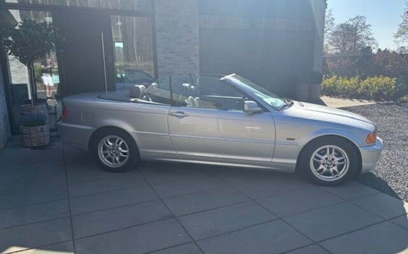 BMW 318i