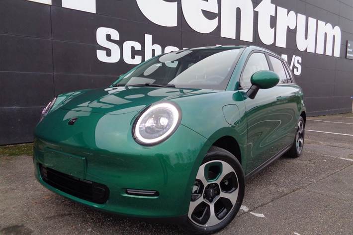 Grøn JAC E30X fra 2025 set udefra