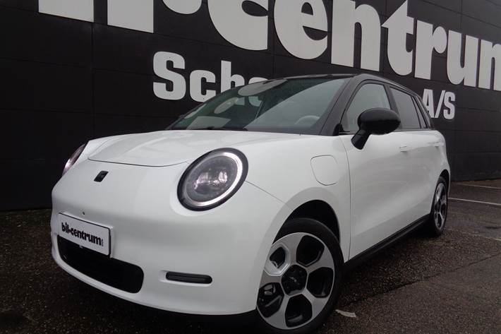 Sort JAC E30X fra 2025 set udefra