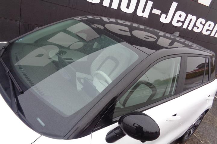 Sort JAC E30X fra 2025