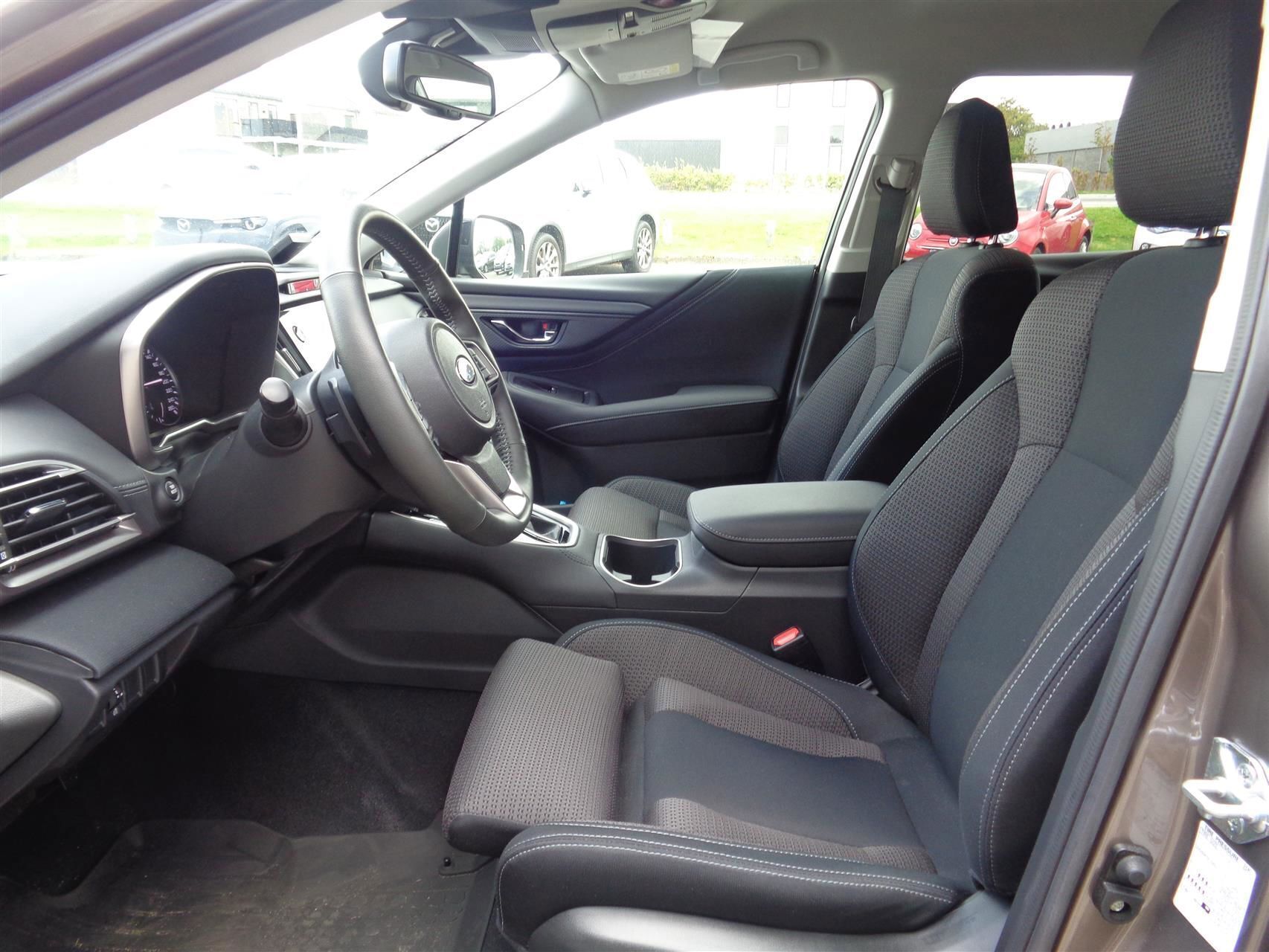 Subaru Outback 2,5 Adventure AWD Lineartronic 169HK Stc 6g Aut.