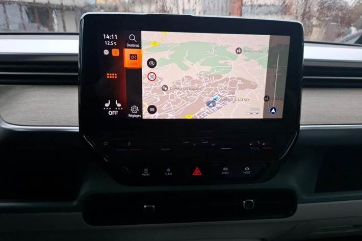 Grøn VW ID.Buzz fra 2024