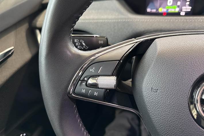 Sølv Skoda Enyaq fra 2022