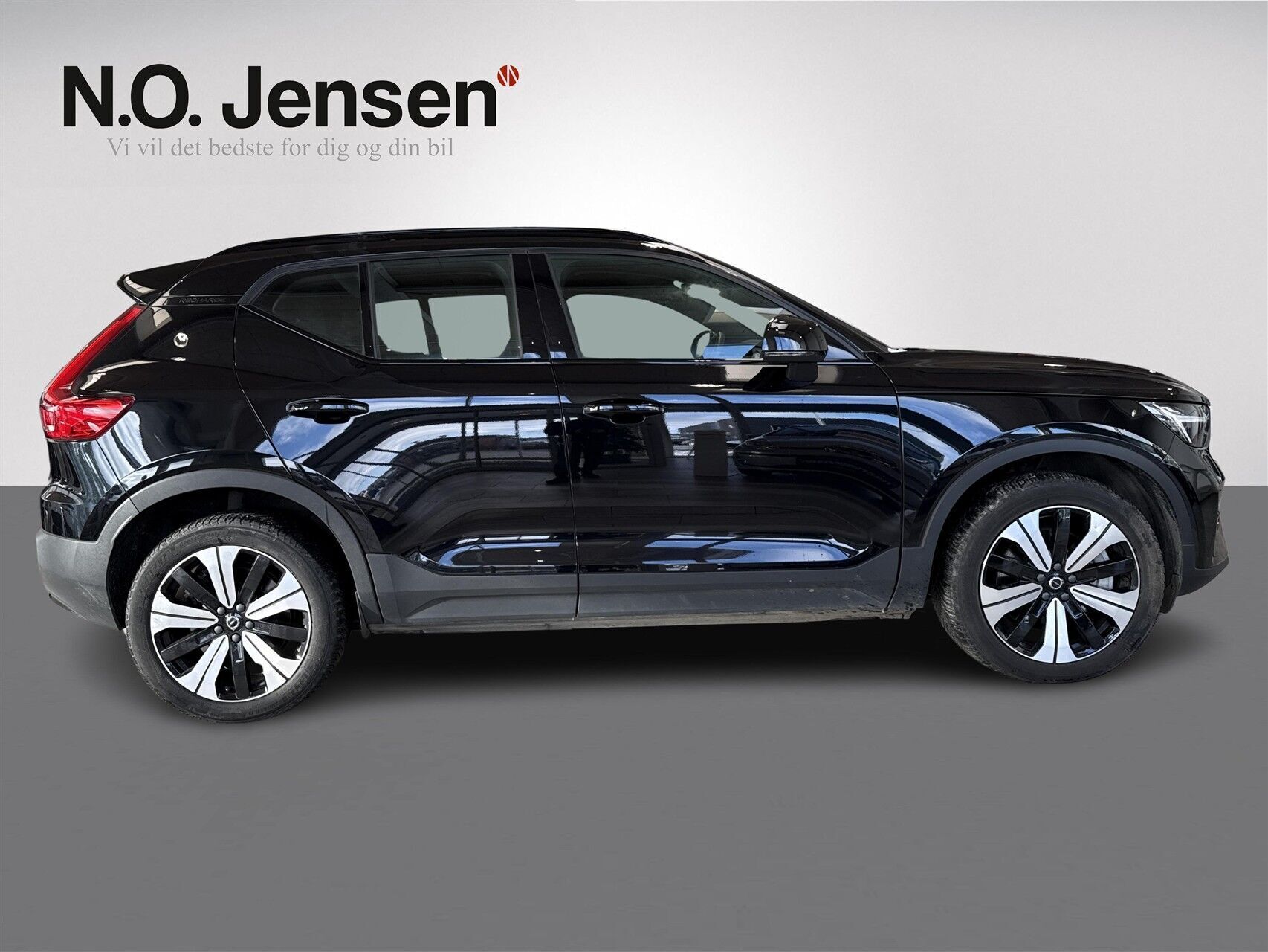 Volvo XC40 P6 Recharge Core 231HK 5d Aut.