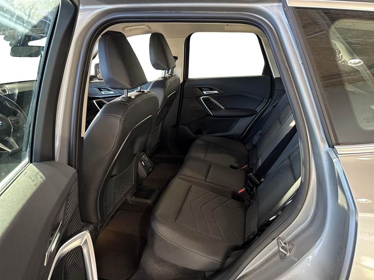 BMW iX1 xDrive30 EL xLine 4x4 313HK 5d Aut.