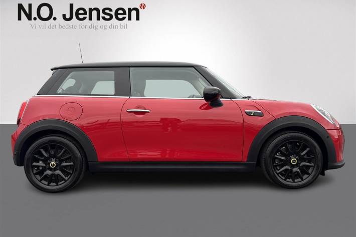 Rød Mini Cooper fra 2022