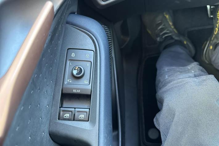 Sort Cupra Tavascan fra 2025