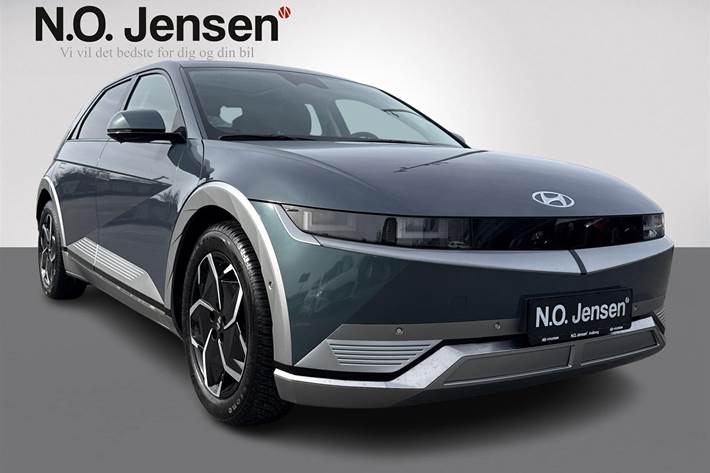 Grøn Hyundai Ioniq 5 fra 2023 set udefra