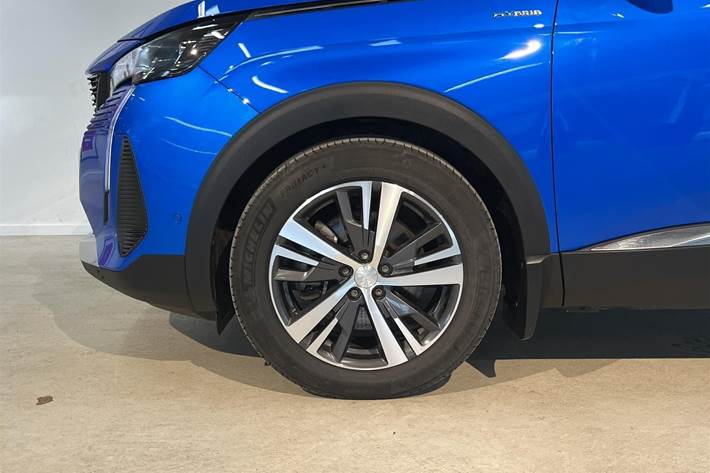Blå Peugeot 3008 fra 2021