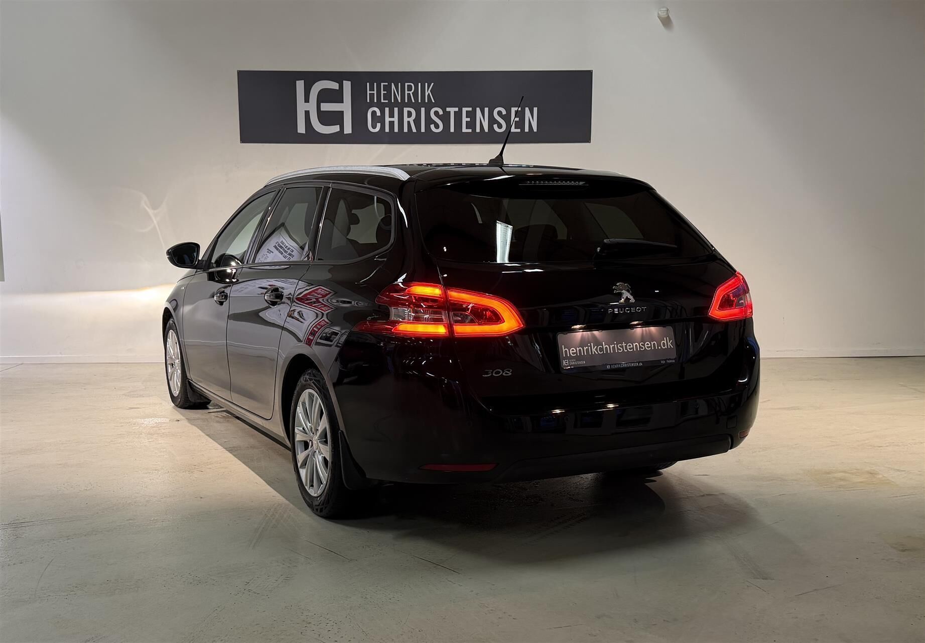 Peugeot 308 1,2 SW PureTech Style 130HK Stc 6g